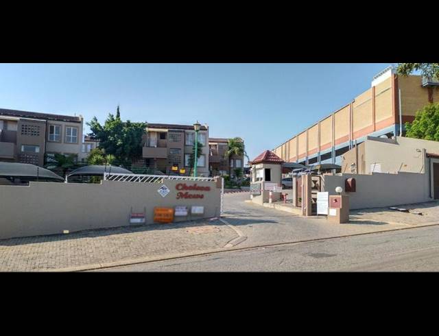 2 BEDROOM TOWNHOUSE FOR SALE IN SUIDEROORD